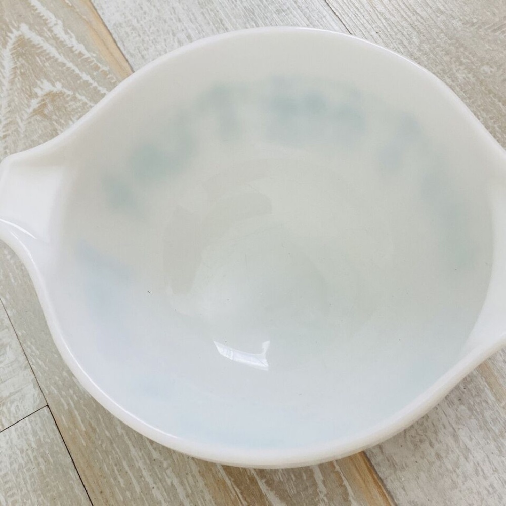 Pyrex Amish Butterprint Turquoise 441 Cinderella Mixing Bowl 1 1/2 Pint - Picture 3 of 8